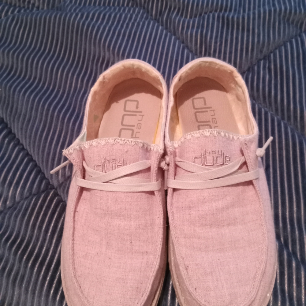 Hey Dudes Size 7